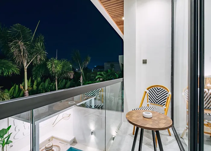Villa Surya - Luxurious 2br Private In Quiet Area Of