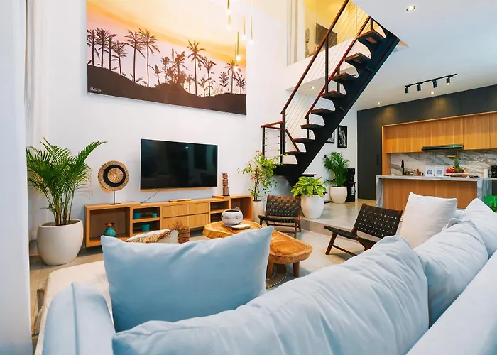 Surya - Luxurious 2br Private In Quiet Area Of Villa *