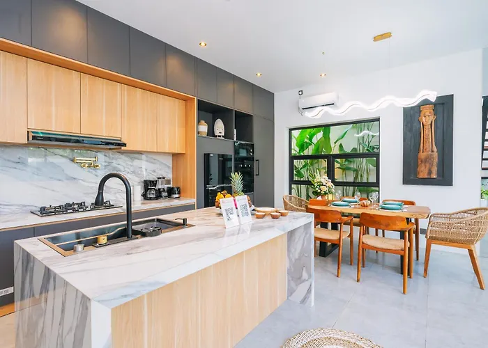 Surya - Luxurious 2br Private In Quiet Area Of Villa Canggu