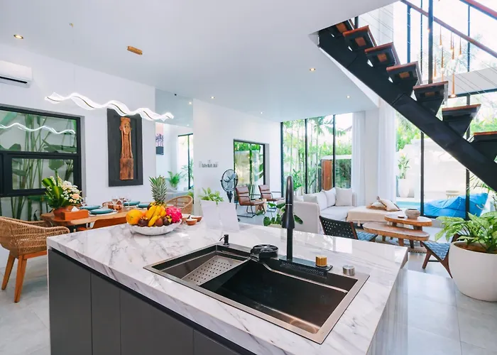 Surya - Luxurious 2br Private In Quiet Area Of