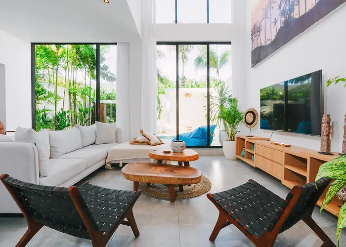 Villa Surya - Luxurious 2br Private In Quiet Area Of