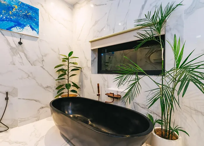 Surya - Luxurious 2br Private In Quiet Area Of * Canggu